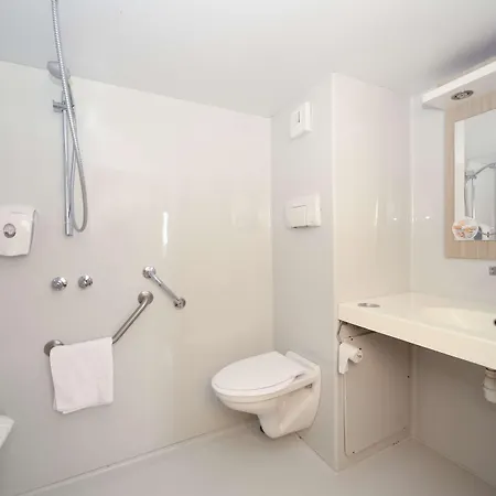 Premiere Classe Toulouse Ouest -blagnac Aeroport * Blagnac