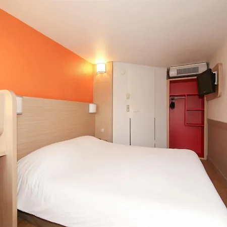 Hotel Premiere Classe Toulouse Ouest -blagnac Aeroport *