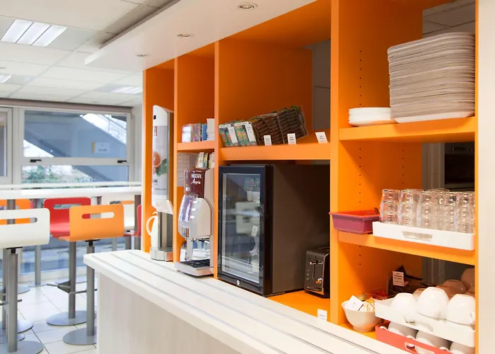 Premiere Classe Toulouse Ouest -blagnac Aeroport *