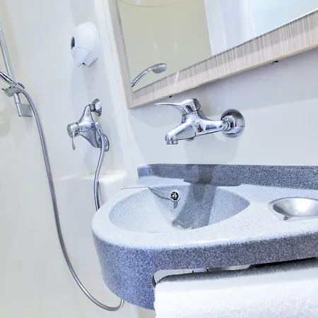 Premiere Classe Toulouse Ouest -blagnac Aeroport Otel