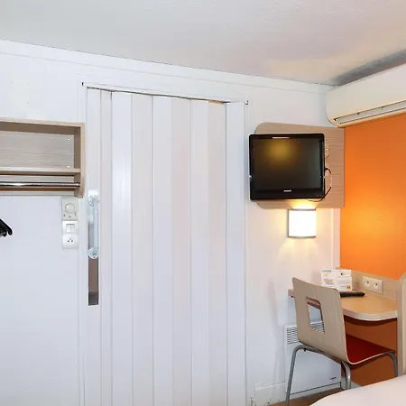 Premiere Classe Toulouse Ouest -blagnac Aeroport Otel Blagnac