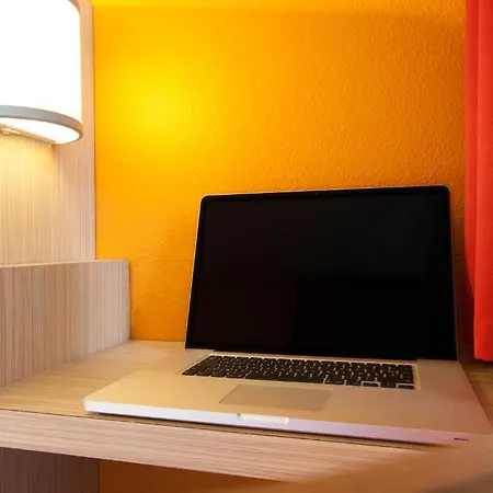 Otel Premiere Classe Toulouse Ouest -blagnac Aeroport Blagnac